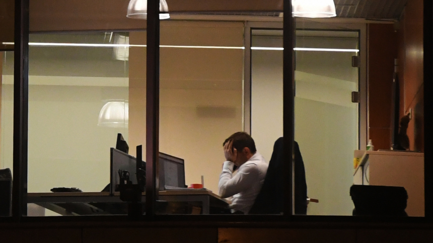 Отдых по правилам: юрист о законности привлечения к работе в новогодние праздники