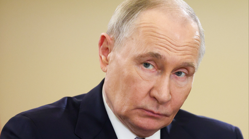 Путин выступил в роли экскурсовода для лидеров стран СНГ в Эрмитаже