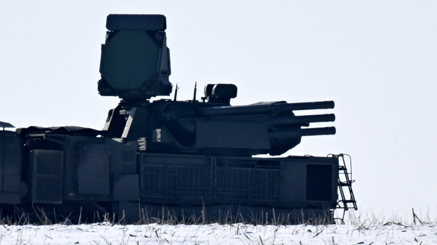 Силы ПВО уничтожили 17 украинских дронов над Россией за пять часов