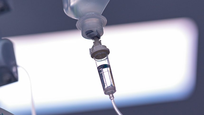 Пять детей госпитализировали после удара ВСУ по кафе и гостинице в Херсонской области