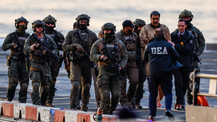 Считаю себя военнопленным: Мадуро начал выступление в суде в Нью-Йорке