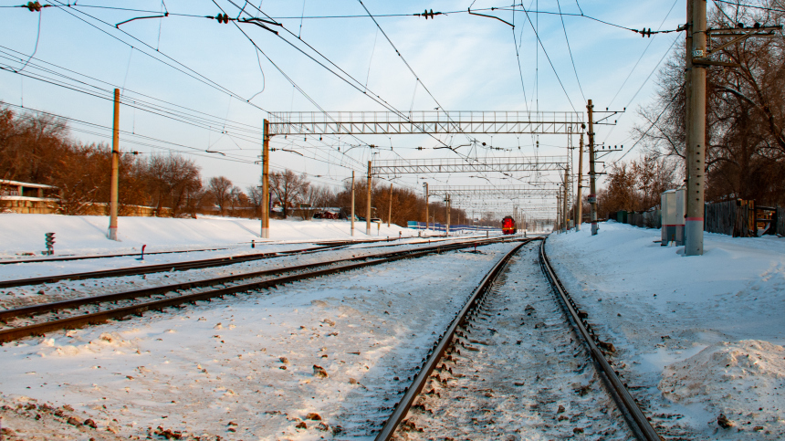 Сбитый украинский дрон упал на железнодорожные пути в Воронежской области