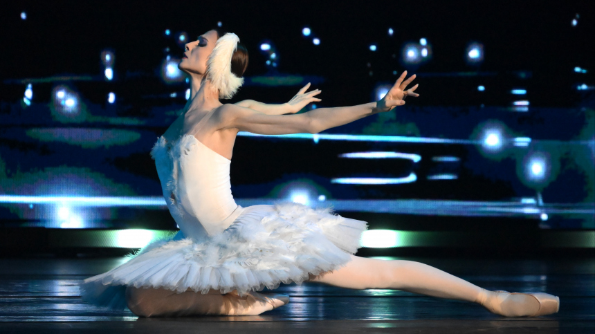 Жаль зрителей: итальянский театр отменил выступление прима-балерины Захаровой