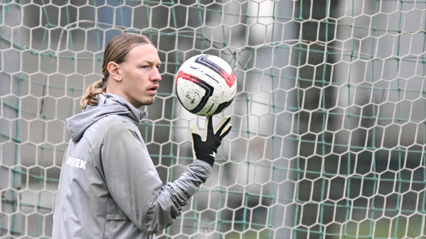 Много исков: адвокат Сафонова заявил в полицию на бывшую жену спортсмена