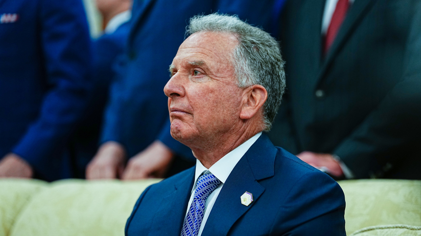 Стив Уиткофф тайно встретился с сыном последнего иранского шаха Резой Пехлеви