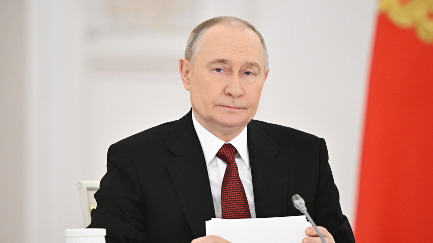 Владимир Путин выразил соболезнования королю Таиланда в связи с крушением поезда