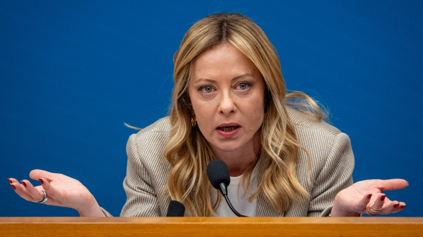 Атаковать McDonalds Мелони о возможном ответе на позицию США по Гренландии