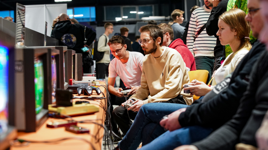 В России резко подскочила популярность ретроигр