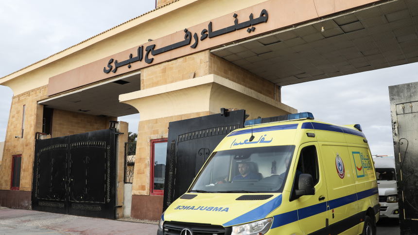 В Египте просят 13 миллионов рублей за перевозку россиянки, впавшей в кому