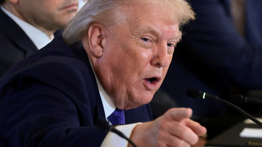 Bloomberg: Трамп требует от стран $1 млрд за место в Совете мира по Газе