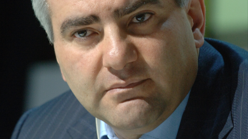Бизнесмена Самвела Карапетяна отпустили под домашний арест