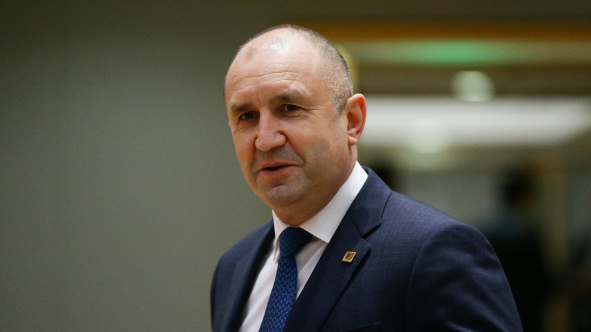 Президент Болгарии Румен Радев объявил о своей отставке