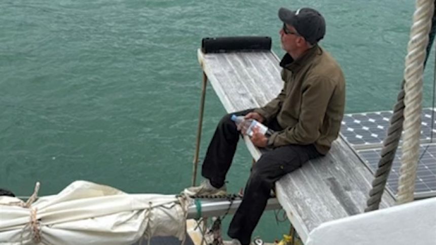 Американец почти год плыл на яхте ради россиянки и получил срок