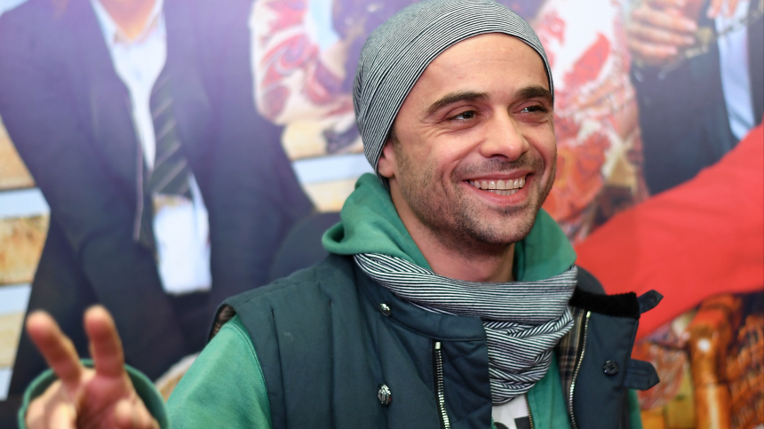 Звезда Интернов Илья Глинников впервые стал отцом в 40 лет