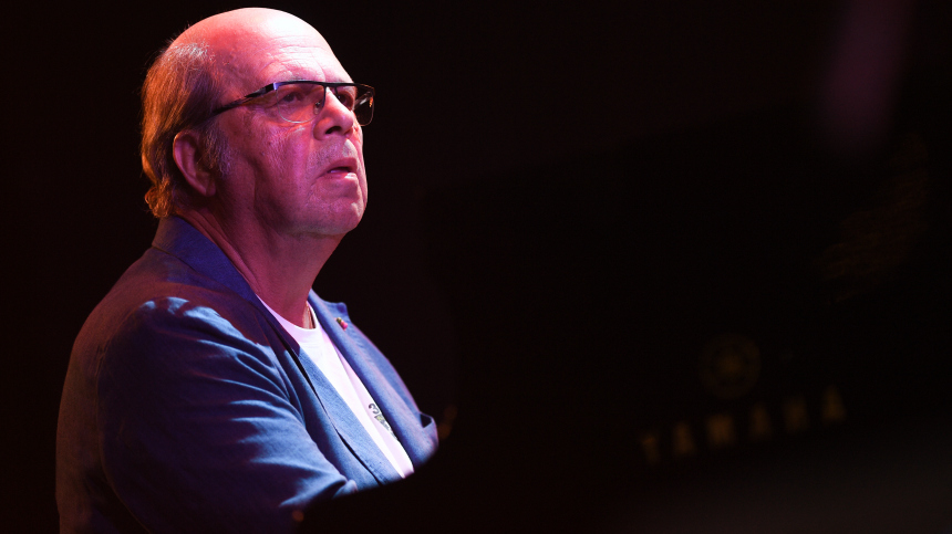 Легендарный пианист Игорь Бриль экстренно госпитализирован в Москве