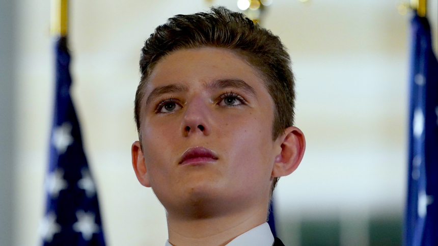 Бэррон Трамп спас женщину от расправы в Лондоне