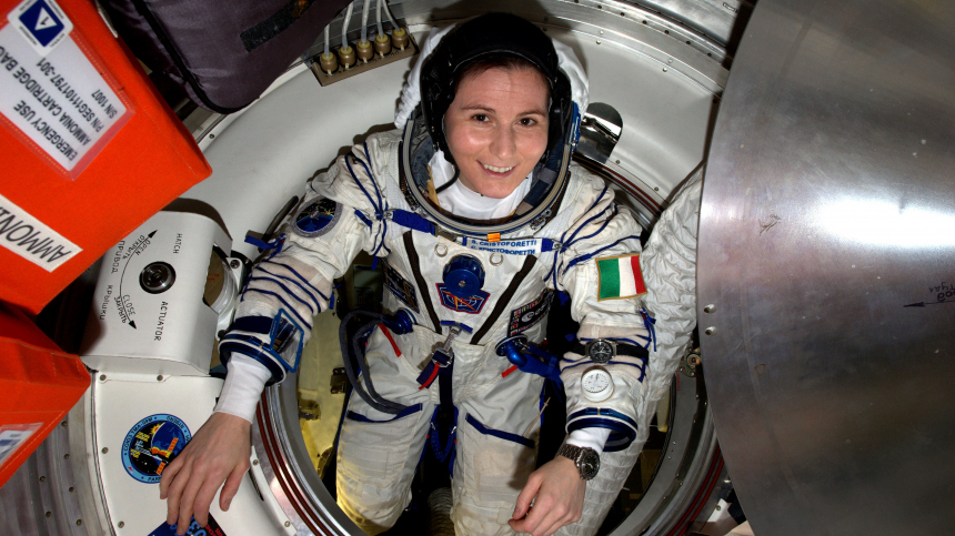 Космос любимое место: астронавт после девяти месяцев на орбите ушла на пенсию