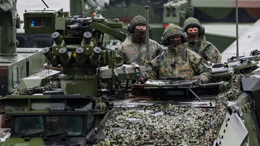 В НАТО заявили о планах усилить военное присутствие на границе с РФ и Белоруссией
