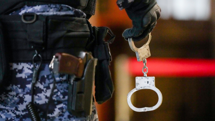 Суд арестовал обвиняемую в крупной афере с похищением подростка в Красноярске