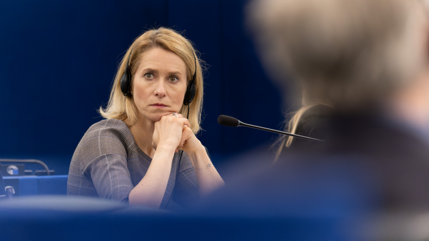 Она диктатор: Каллас в частных беседах критикует фон дер Ляйен