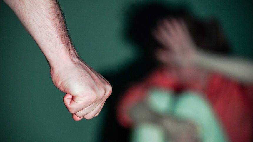 Избитая до потери памяти модель Тартанова пошла на мировую с экс-бойфрендом