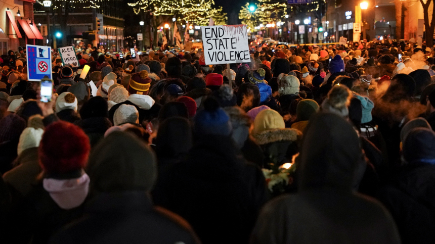 Такер Карлсон: протесты в США могут привести к распаду страны