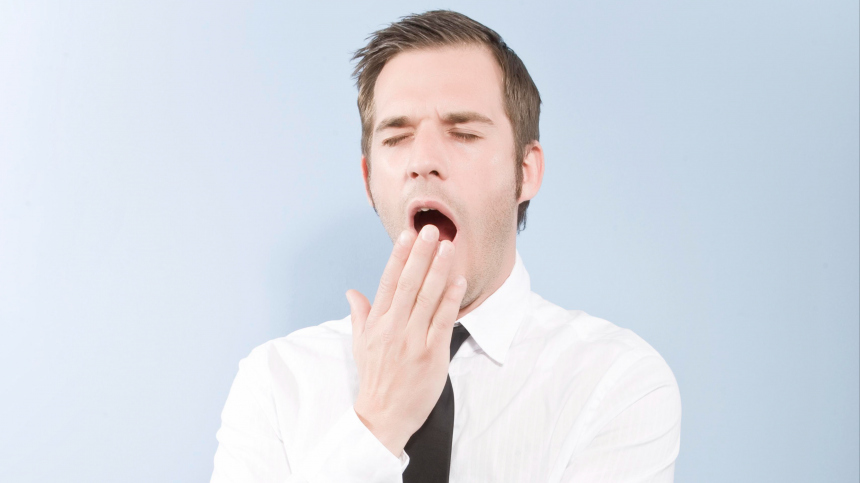 Наше тело немощно: священник рассказал, может ли бес залететь в рот во время зевания
