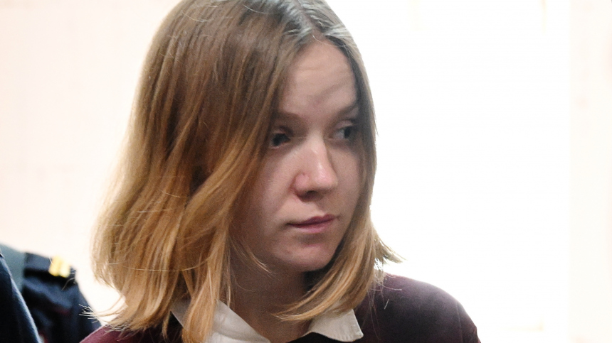 Убившая военкора Владлена Татарского Дарья Трепова* дала интервью из колонии