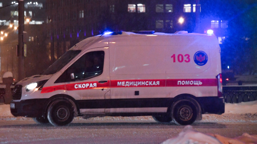 В Подмосковье врачи спасли мужчину, застрявшего пенисом в бутылке