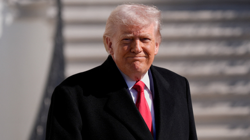 Должен двигаться: Трамп призвал Зеленского не упустить шанс на мир