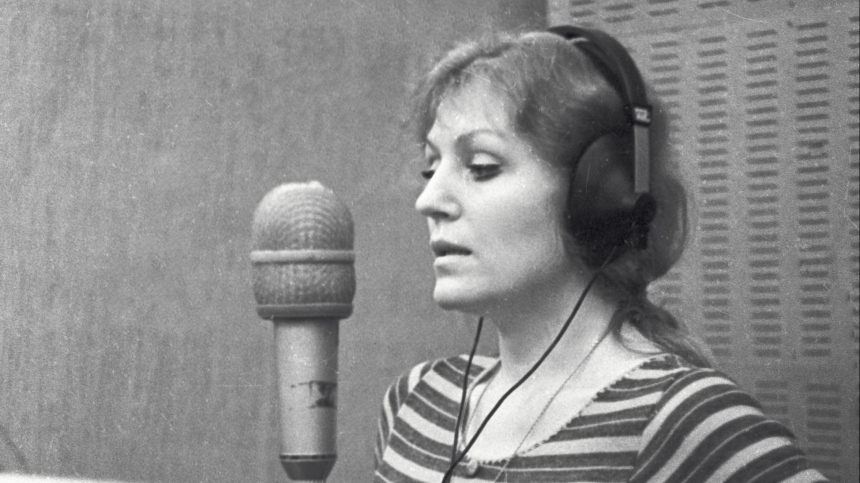 Боль и молитвы: спустя 40 лет после смерти Анны Герман найдены ее тайные записи