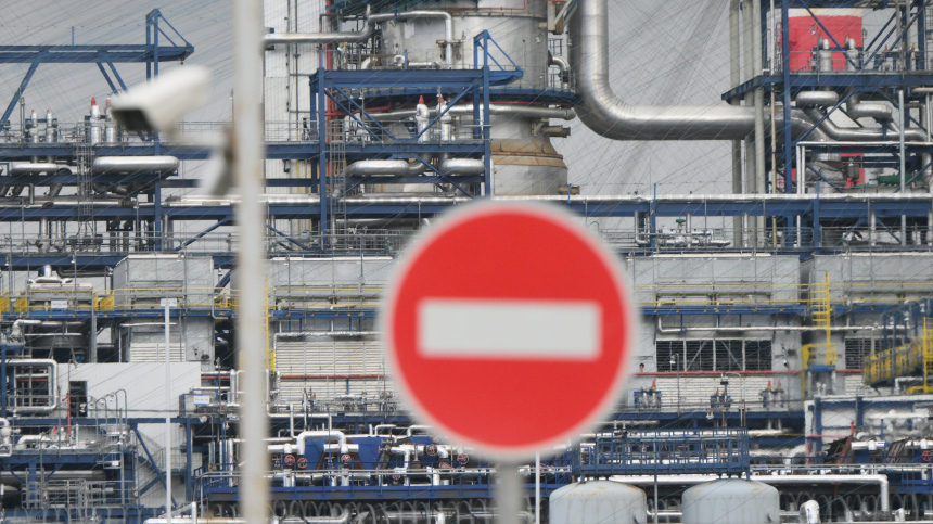 ЕС не получил поддержки США для блокирования поставок нефти из России