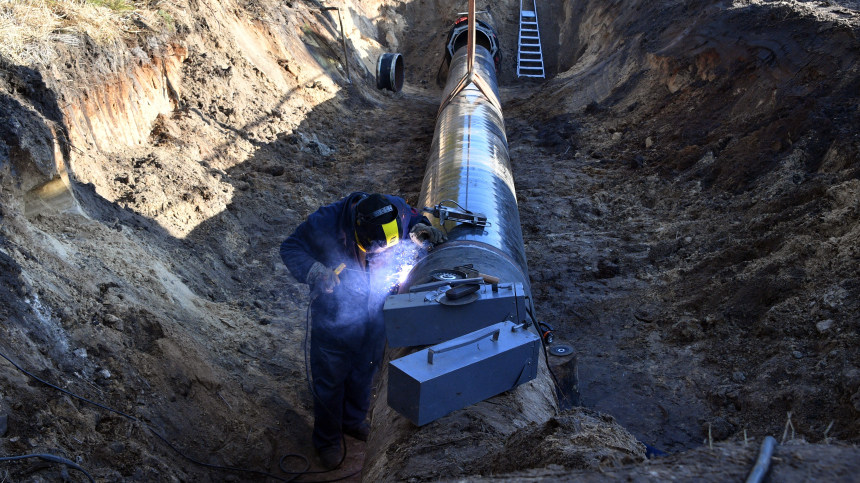 Угроза безопасности: Захарова о прекращении Киевом транзита через Дружбу