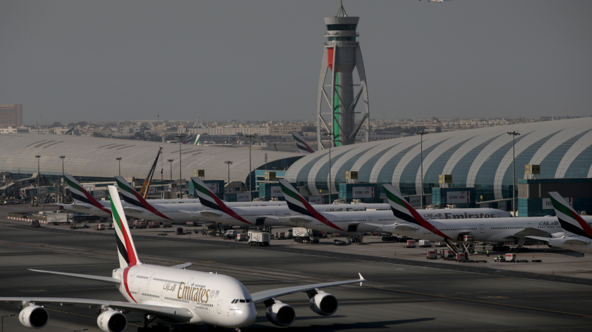 Аэропорт Дубая поврежден при атаке Ирана