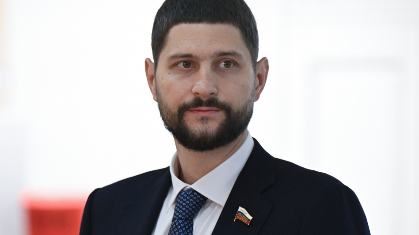 Связь между прошлым и будущим: Волошин о фильмах про СВО