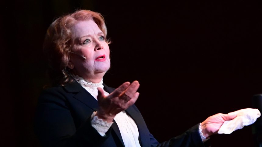 Путин, Мишустин и Лукашенко поздравили актрису Алферову с юбилеем