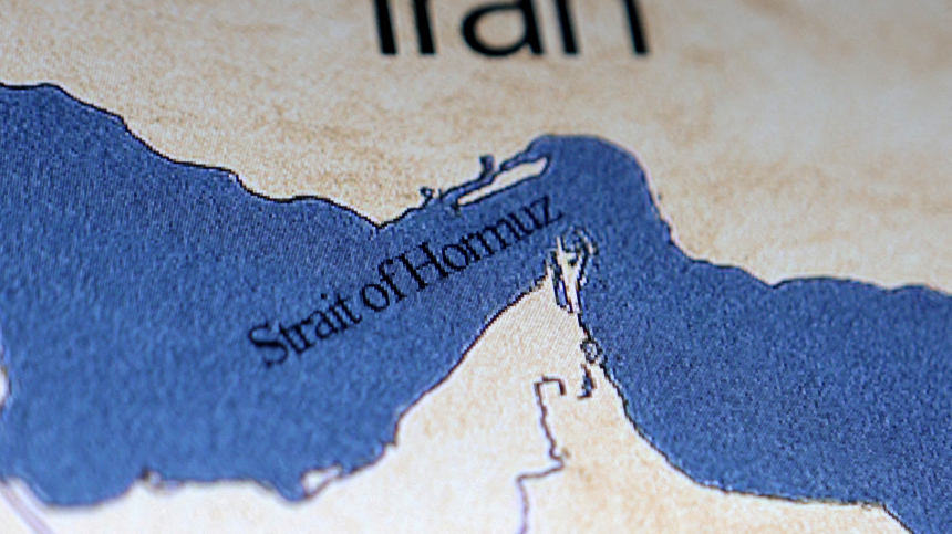 Пожинает выгоду: кто неожиданно обогатился на закрытии Ормузского пролива