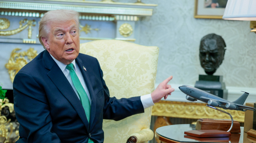 Трамп пригрозил нанести удар по электростанциям Ирана, если Ормузский пролив не откроют