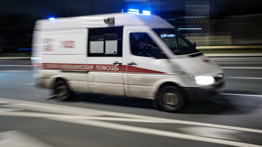 При взрыве в одном из домов в Севастополе пострадали четыре человека