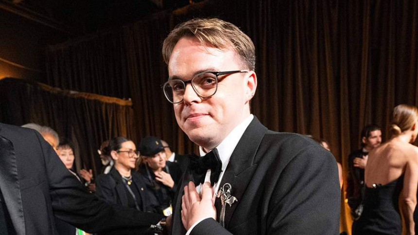 Минюст внес журналиста Скорикову* и кинорежиссера Таланкина* в реестр иноагентов