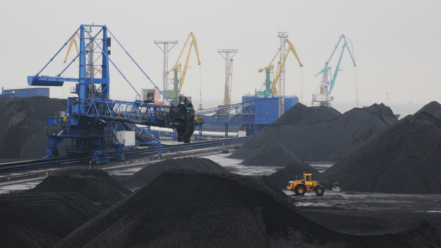 Дроны атаковали порт в Ленинградской области