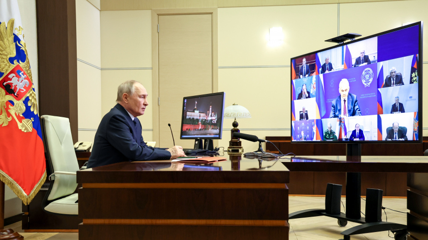 Путин обсудил на Совбезе борьбу с финансированием терроризма