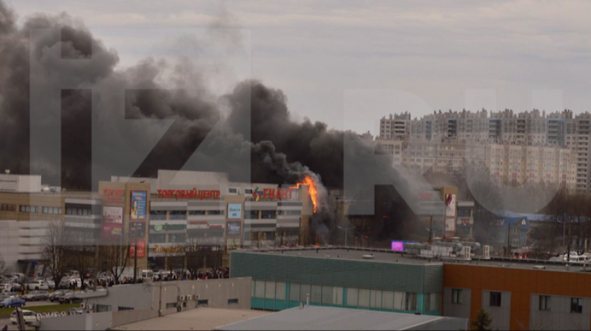 В Калининграде загорелся торговый центр Гиант