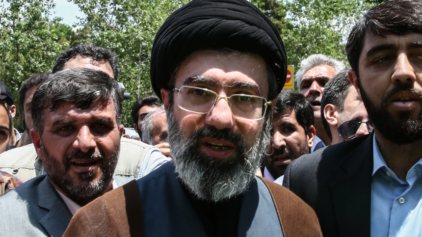 Аятолла Моджтаба Хаменеи: Иран хочет мира, но не собирается отказываться от своих прав