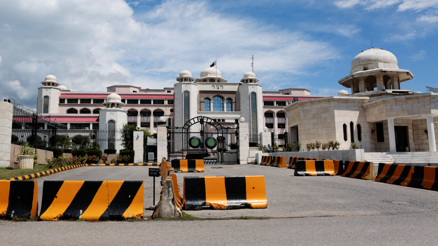 Назван состав делегаций на переговорах Ирана и США в Пакистане