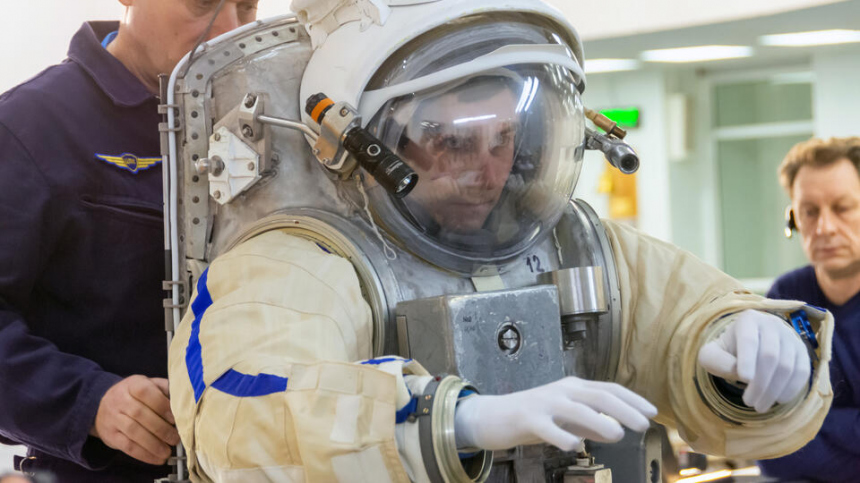 Пять месяцев за один: как устроена пенсия космонавтов в России