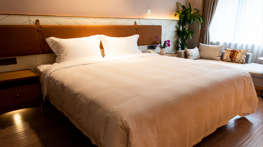 Отдых без шума и стресса: россияне массово выбирают сонный туризм