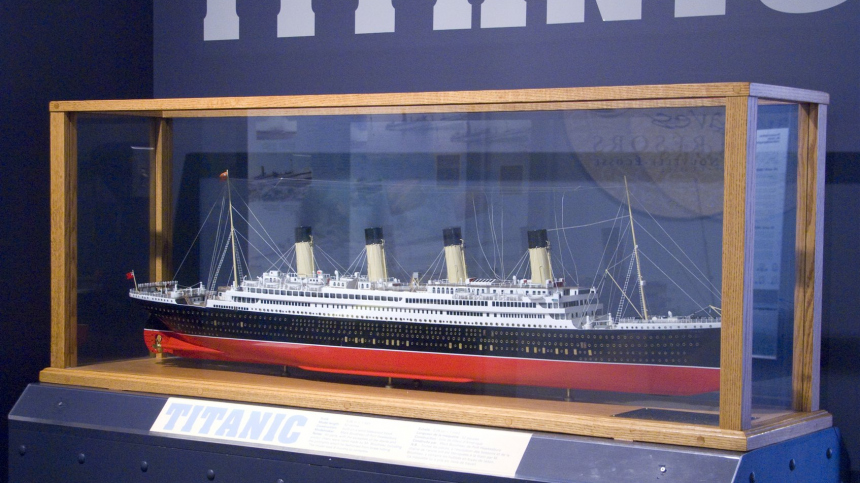 История повторилась: музей Титаника неожиданно ушел под воду в день годовщины крушения лайнера