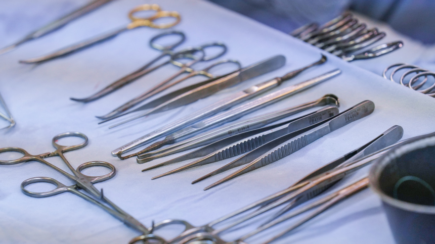 Операция на открытом сердце на фронте: медик Санта спасает бойцов в зоне СВО