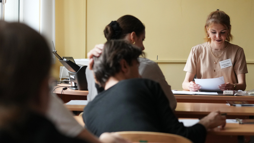 Экзамен будет принимать робот Сможет ли ИИ заменить учителя